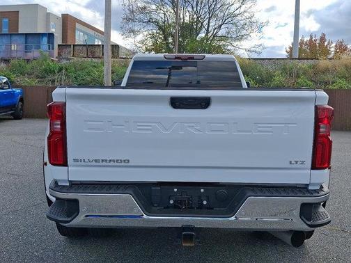 2023 Chevrolet Silverado 3500 LTZ