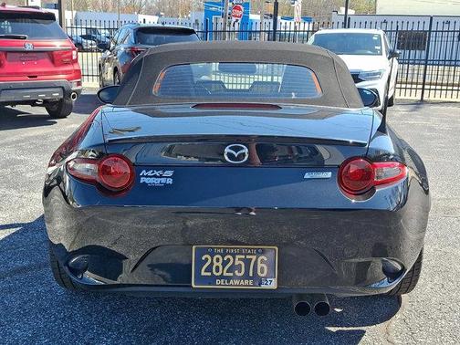 2017 Mazda MX-5 Miata Sport
