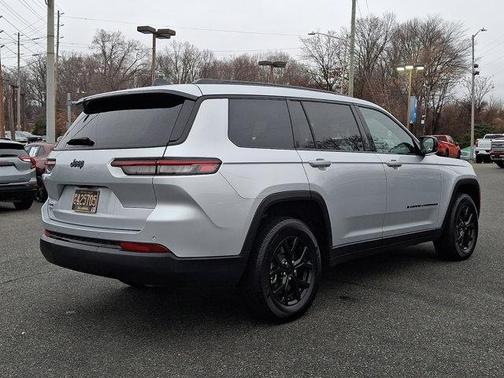 2024 Jeep Grand Cherokee L Laredo