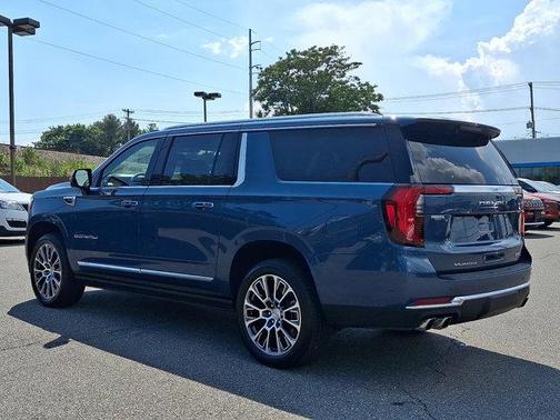 Metallic 2025 GMC Yukon XL Denali