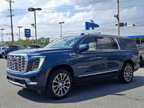 Metallic 2025 GMC Yukon XL Denali