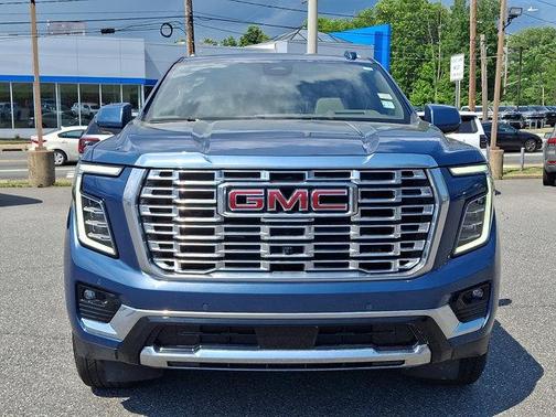 Metallic 2025 GMC Yukon XL Denali