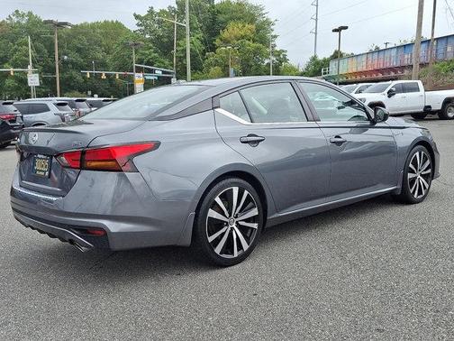 2020 Nissan Altima 2.5 SR
