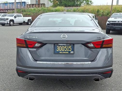 2020 Nissan Altima 2.5 SR