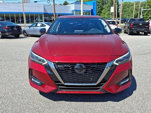Scarlet Ember 2023 Nissan Sentra SR
