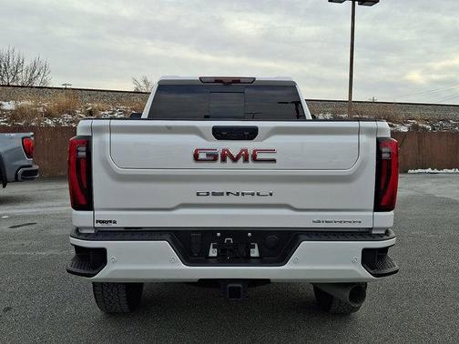 2025 GMC Sierra 2500 Denali