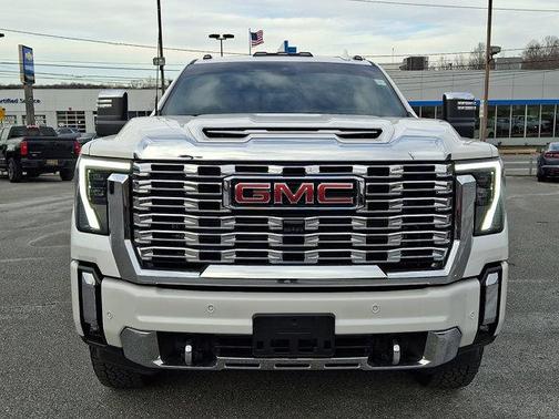 2025 GMC Sierra 2500 Denali
