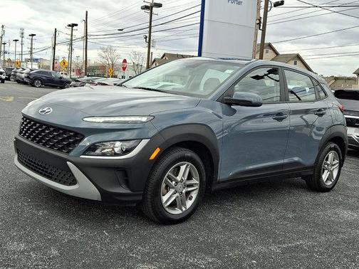 2022 Hyundai KONA SE