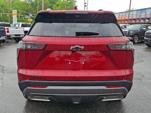 Radiant Red 2025 Chevrolet Equinox ACTIV