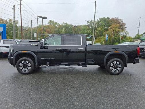 2025 GMC Sierra 2500 Denali