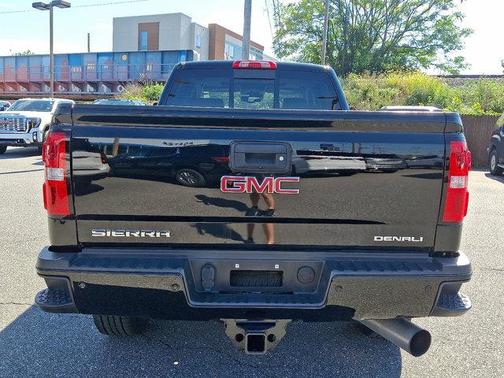 2018 GMC Sierra 2500 Denali
