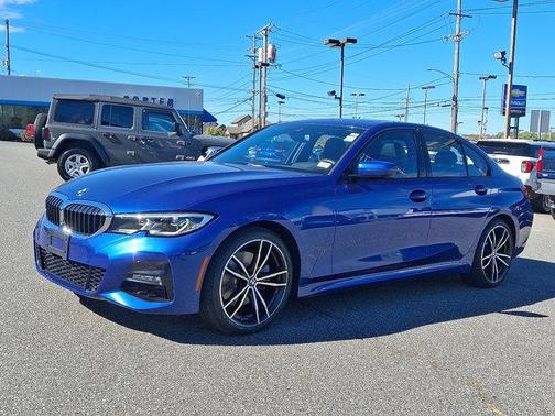 2019 BMW 330 i xDrive