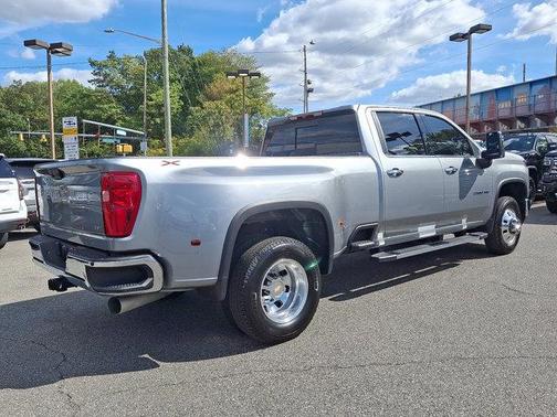 2025 Chevrolet Silverado 3500 LTZ