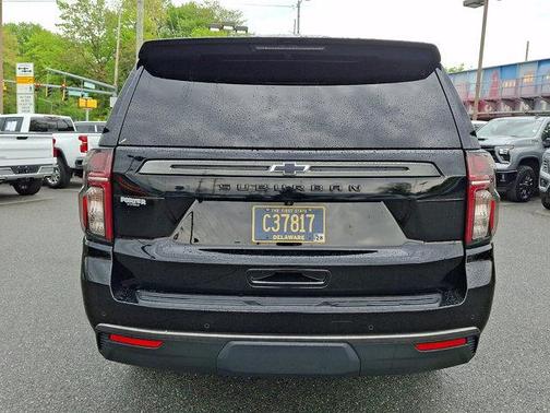 Black 2022 Chevrolet Suburban Z71
