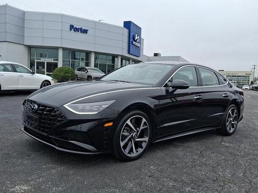 Onyx Black 2023 Hyundai SONATA SEL Plus