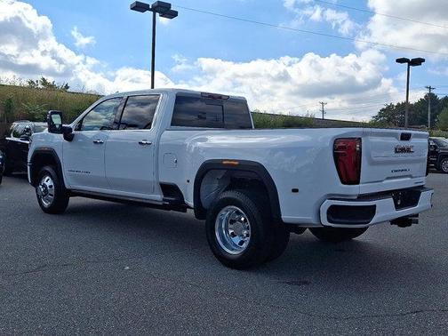 2025 GMC Sierra 3500 Denali