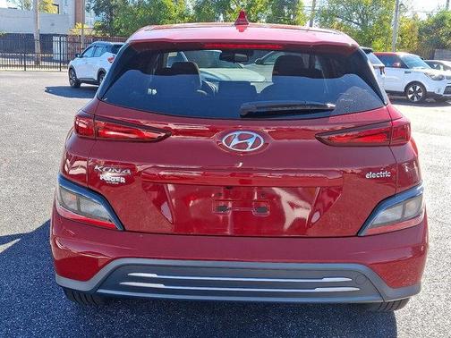 2022 Hyundai KONA EV SEL