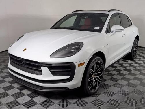 2Y/Carrara Whit 2026 Porsche Macan Macan