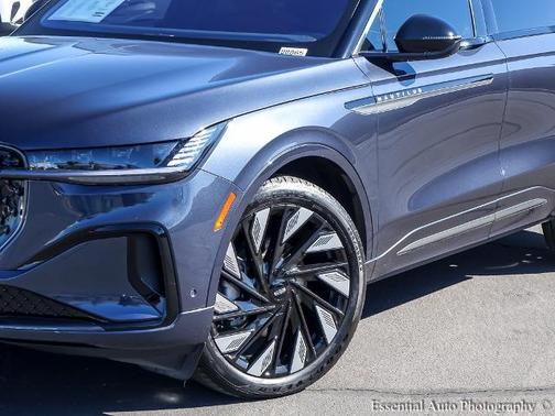 2024 Lincoln Nautilus BLACK LABEL