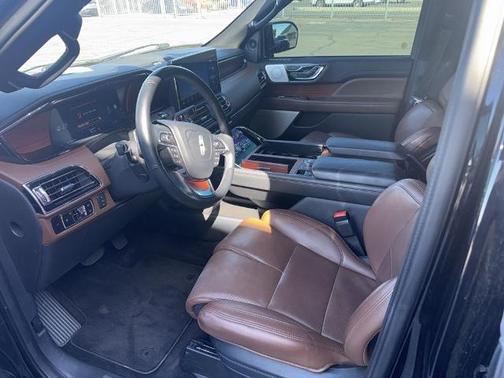 INFINITE BLACK MET CC 2024 Lincoln Navigator L L RESERVE