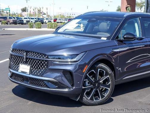 BLUE PANTHER METALLIC 2024 Lincoln Nautilus RESERVE