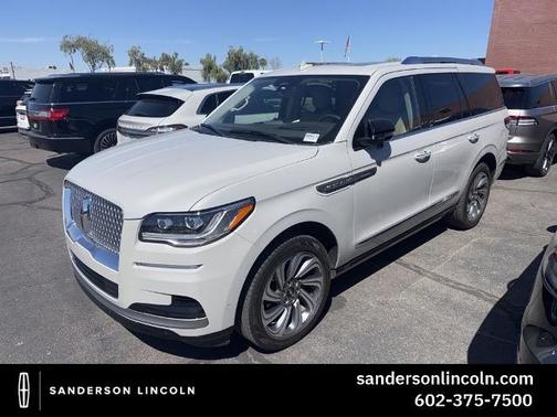 CERAMIC PEARL 2023 Lincoln Navigator RESERVE