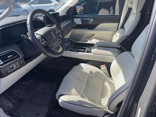 2024 Lincoln Navigator L L BLACK LABEL