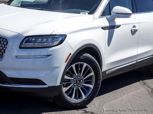 2021 Lincoln Nautilus STANDARD