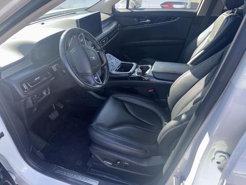 2021 Lincoln Nautilus STANDARD