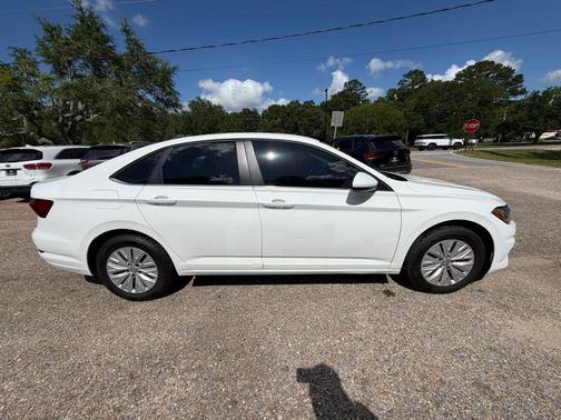 White 2019 Volkswagen Jetta 1.4T S