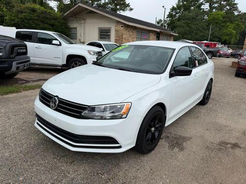 Pure White 2015 Volkswagen Jetta Man S