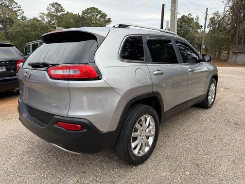 2015 Jeep Cherokee Sport