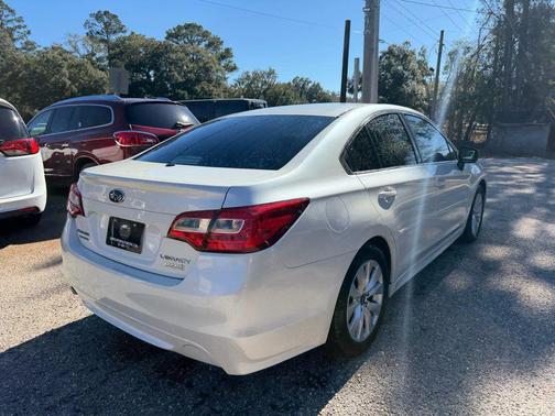 2017 Subaru Legacy Base