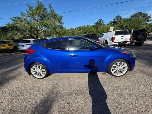 2013 Hyundai Veloster Base