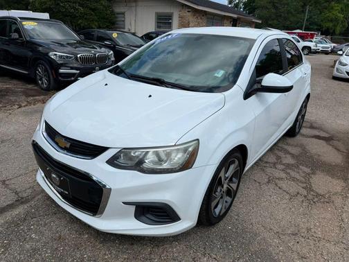 Summit White 2017 Chevrolet Sonic Premier