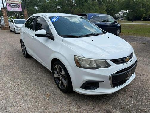 Summit White 2017 Chevrolet Sonic Premier