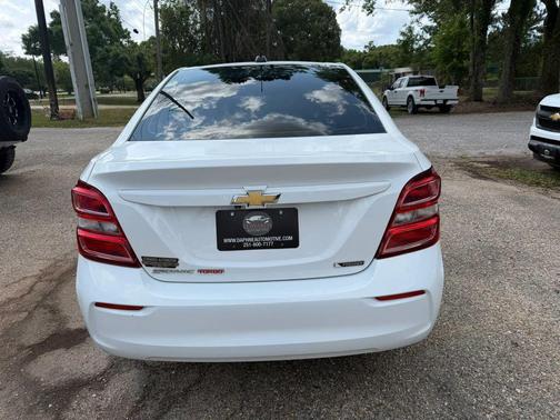 Summit White 2017 Chevrolet Sonic Premier