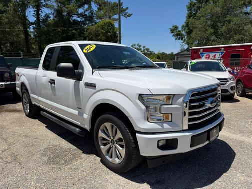 Oxford White 2017 Ford F-150 XL