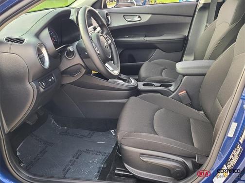 Photo 4 of 25 of 2021 Kia Forte LXS
