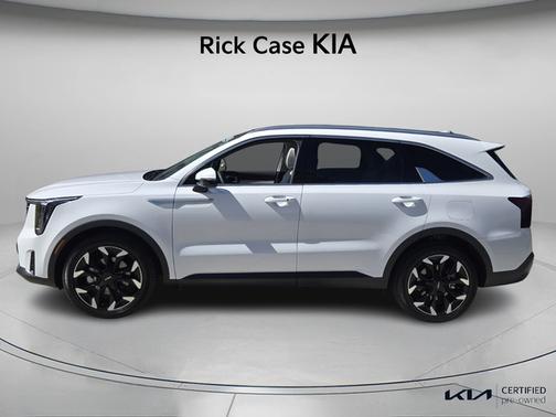 2025 Kia Sorento EX FWD