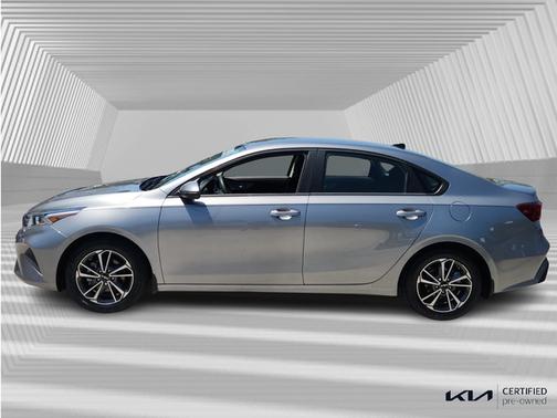 2022 Kia Forte LXS IVT