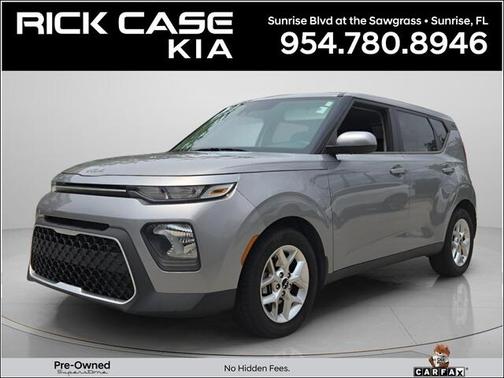 Steel Gray 2022 Kia Soul LX IVT