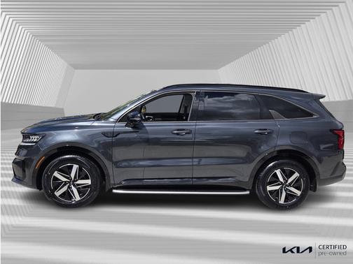 2022 Kia Sorento S FWD