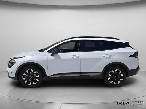 WHITE 2023 Kia Sportage X-LINE AWD