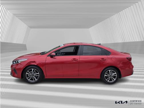 2024 Kia Forte LXS IVT
