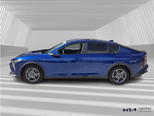 2025 Kia K4 LXS FWD