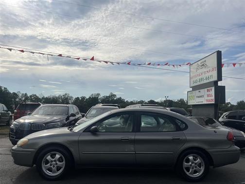 2004 Ford Taurus SES