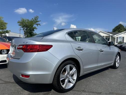 2014 Acura ILX 2.0L Technology