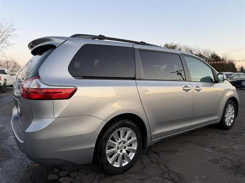 2015 Toyota Sienna LTD/XLE/XLE PREMIUM/LTD