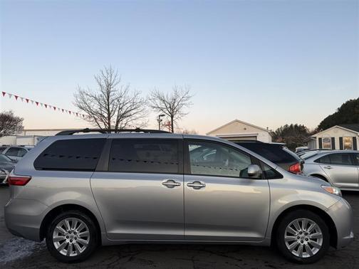 2015 Toyota Sienna LTD/XLE/XLE PREMIUM/LTD